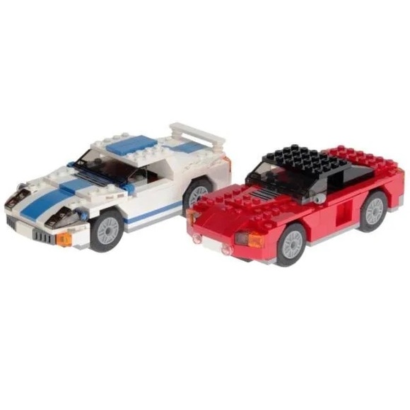 LEGO Creator Highway Transporter Retired 2009 - Picture 9 of 9